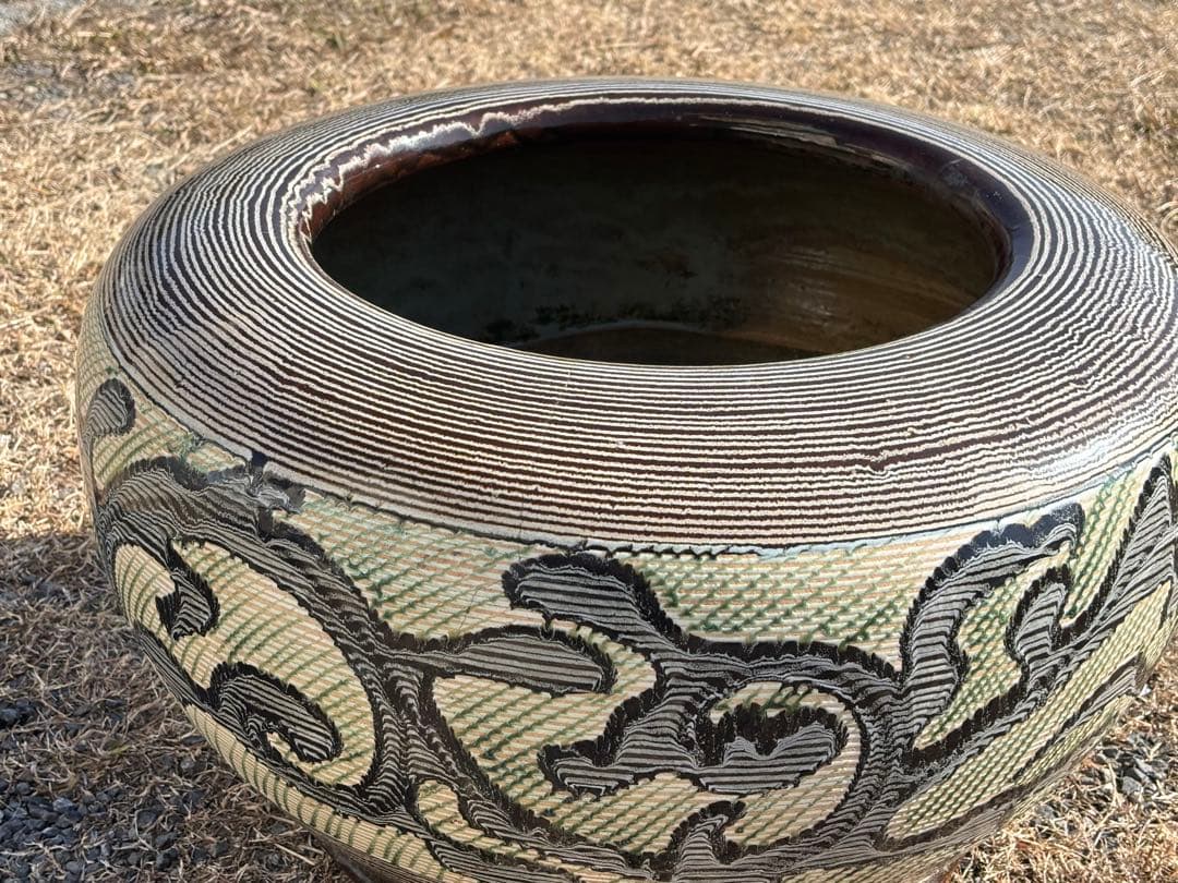 専用出品です。 大型火鉢　装飾的な模様の 陶器　昭和初期　昭和レトロ