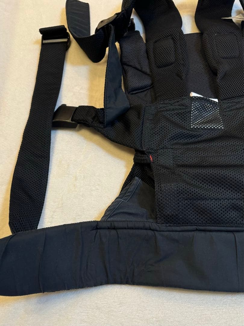 ⚠︎まあ　極美品✴︎除菌済み BABYBJÖRN ベビージョルン ワンカイエア