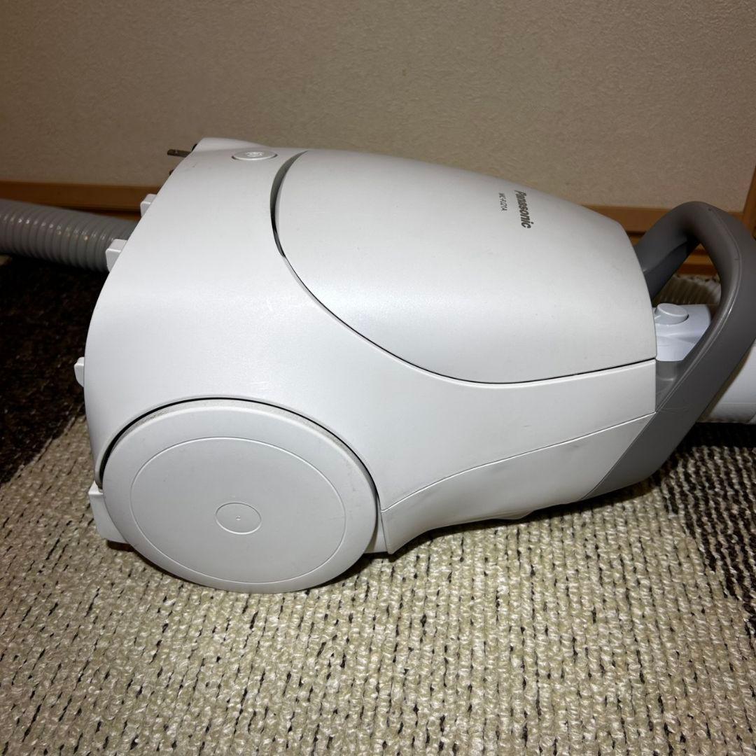 Panasonic 掃除機 紙パック式 クリーナー キャニスター 2022年制