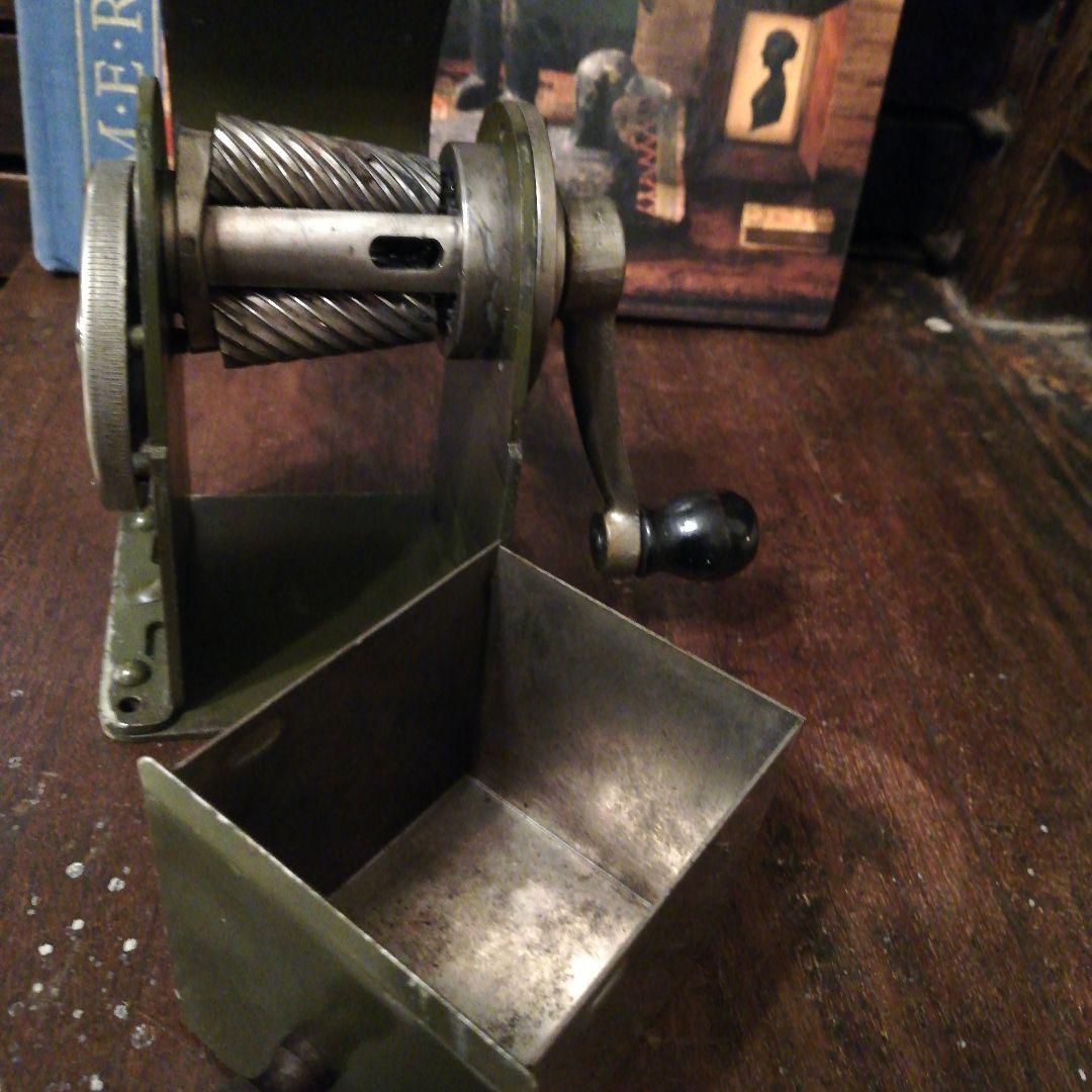 米国シカゴ アンティークWizerdウィザード鉛筆削り☆ステーショナリー文房具