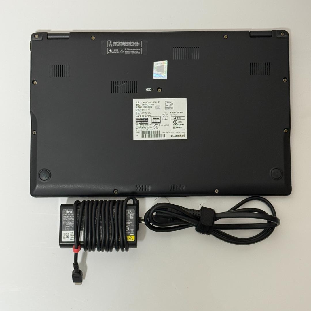 ★バッテリー良好★ 超軽量845g 第11世代Corei7 富士通 H53