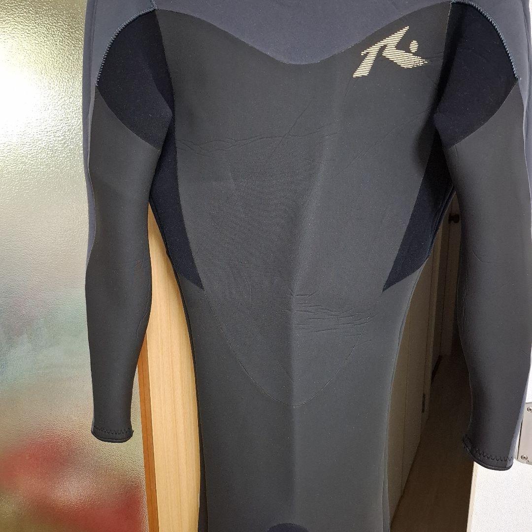 裏地オレンジ、黒とグレーのセミドライスーツ MLサイズ