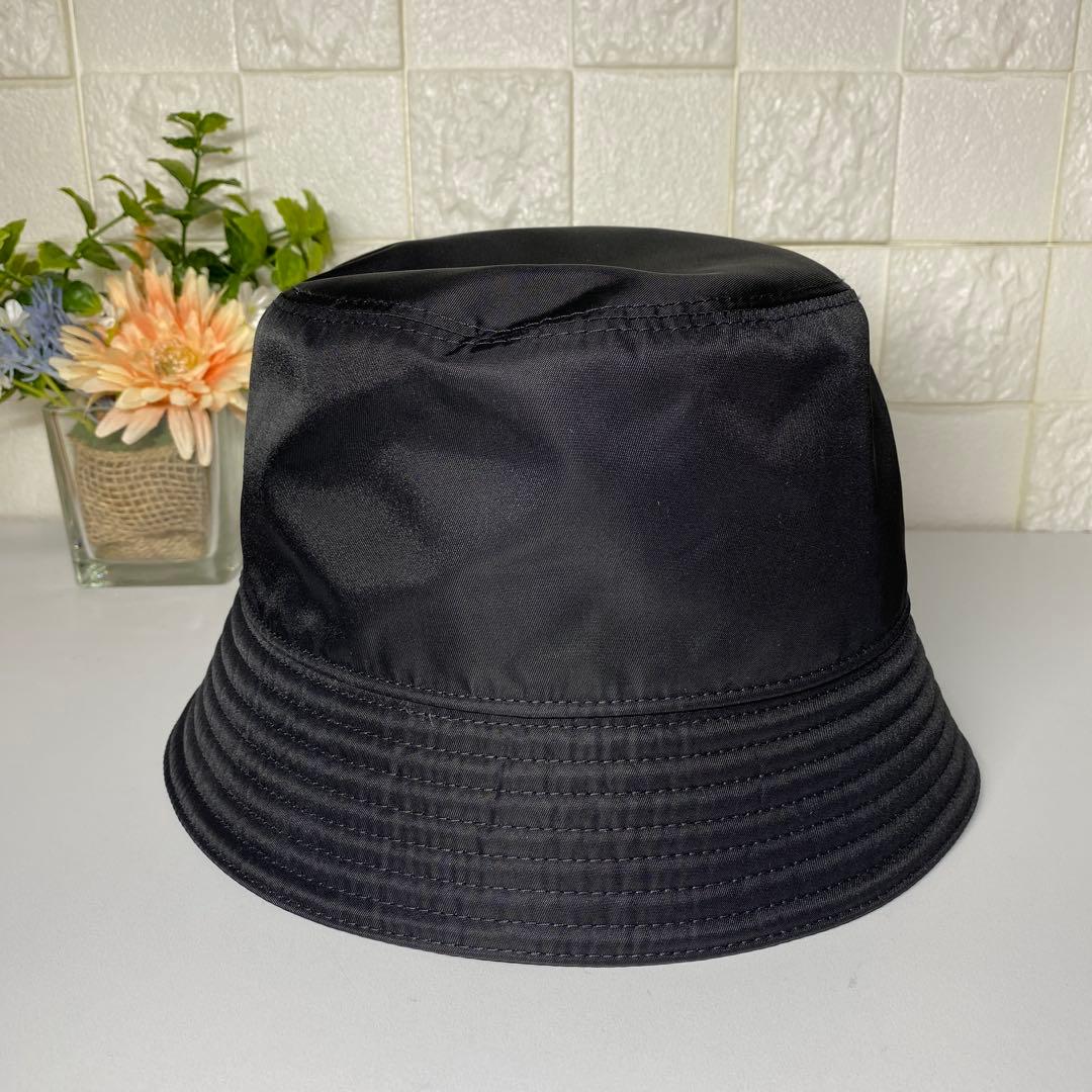 超美品 PRADA 黒 M58 バケットハット ナイロン トライアングル バケハ
