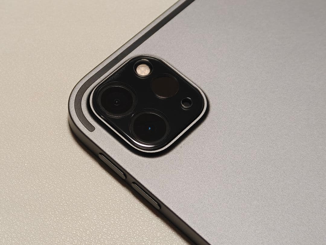 iPad Pro 11インチ / 新品保護ガラス / カバー+ペン付属