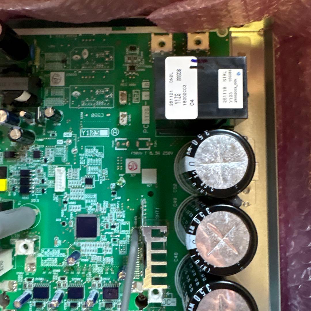 DAIKIN エアコン基板 2573674 RZYCP560j1 基板です
