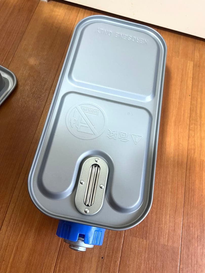 22年製　ダイニチ　9-12畳　石油ファンヒーター