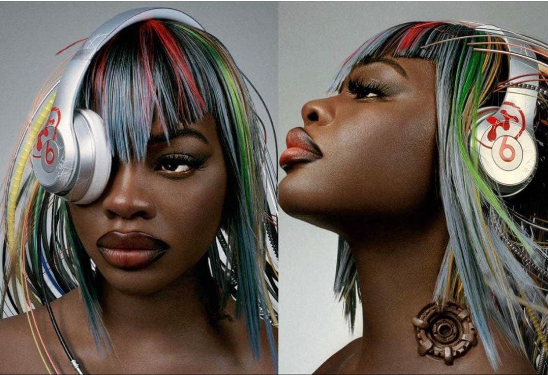 Mowalola × Beats コラボヘッドフォン シルバー