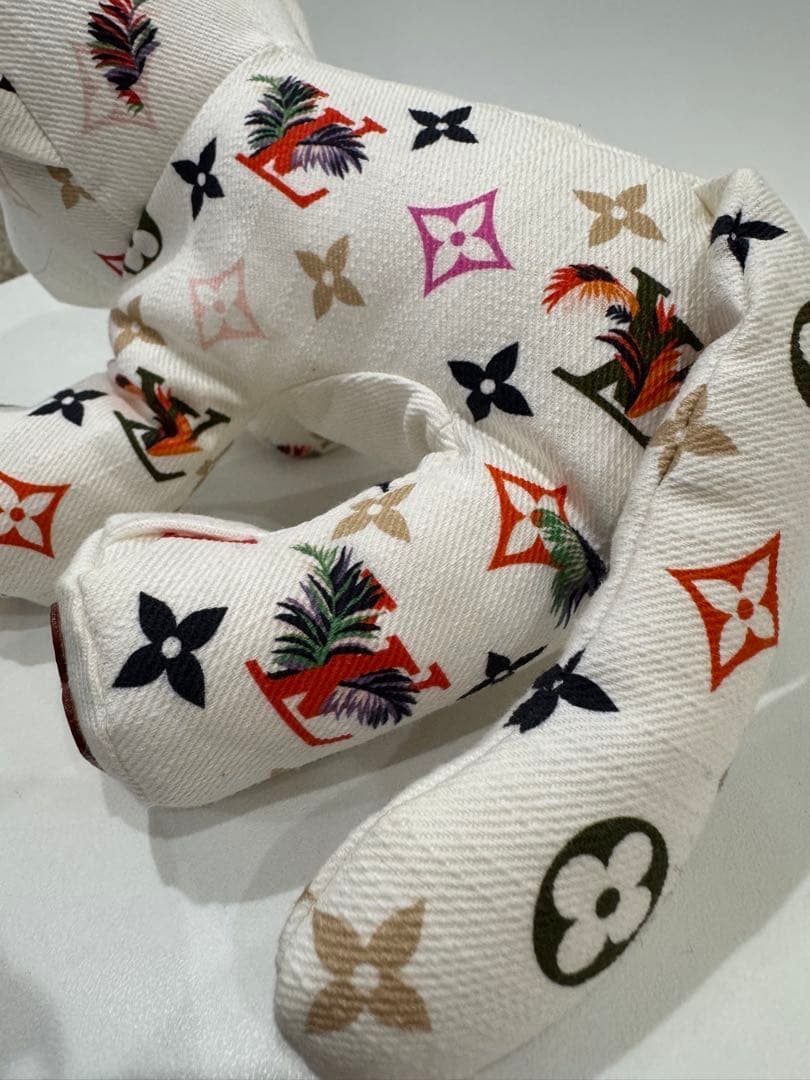 ルイ・ヴィトン ドゥドゥ タイガー ぬいぐるみ