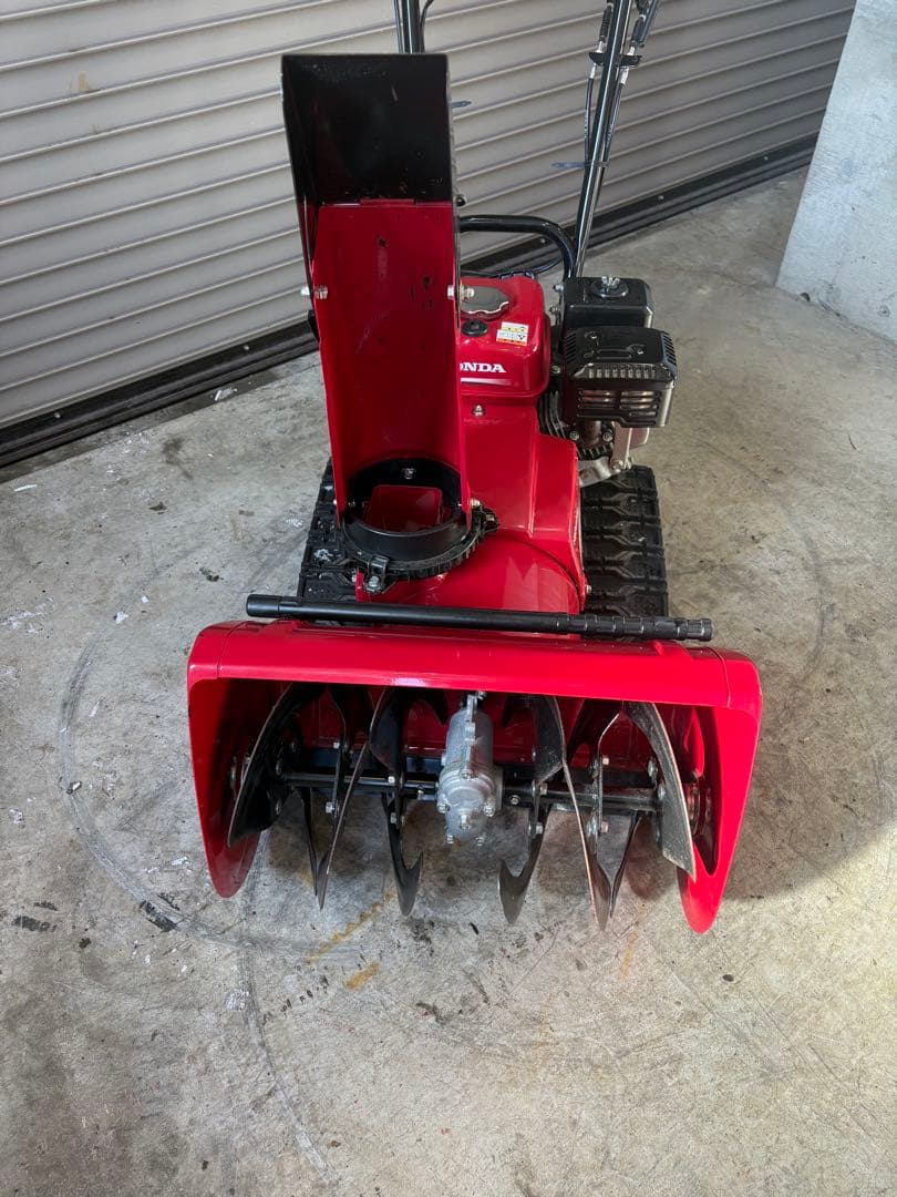 札幌近郊送料無料 HONDA除雪機 hs655c 現行/新車並みのコンディション