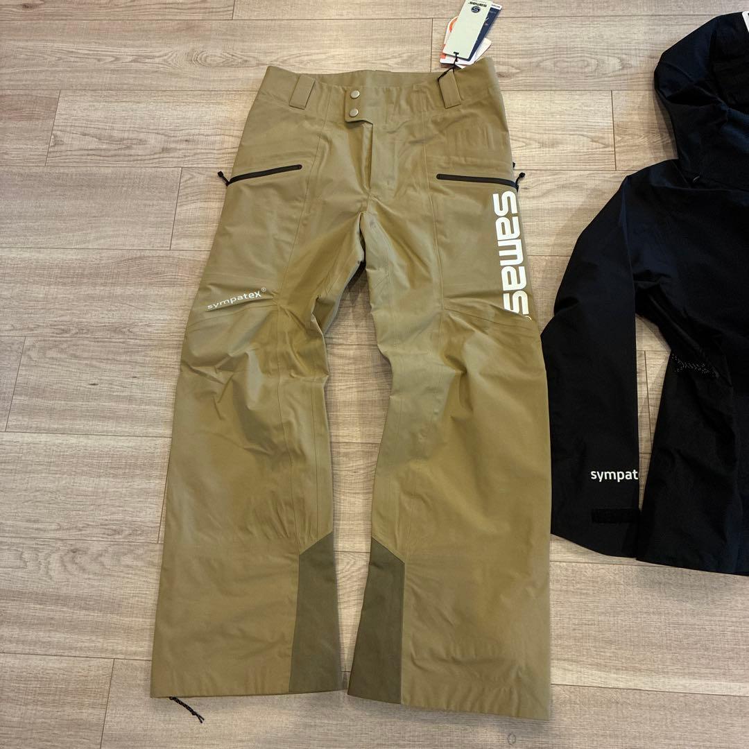 未使用 サマス SAMAS スキースノボウェア 上下セット M防水30,000㎜