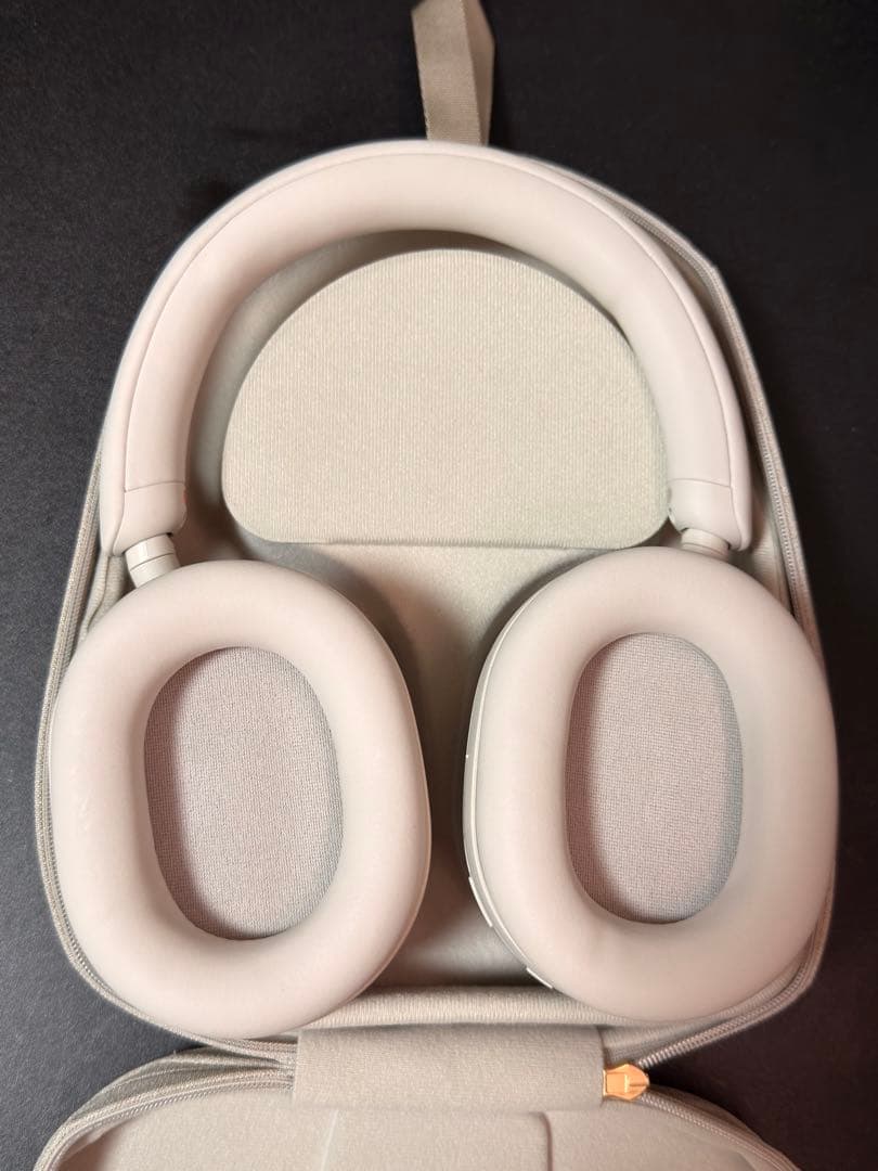 WH-1000XM5 プラチナシルバー