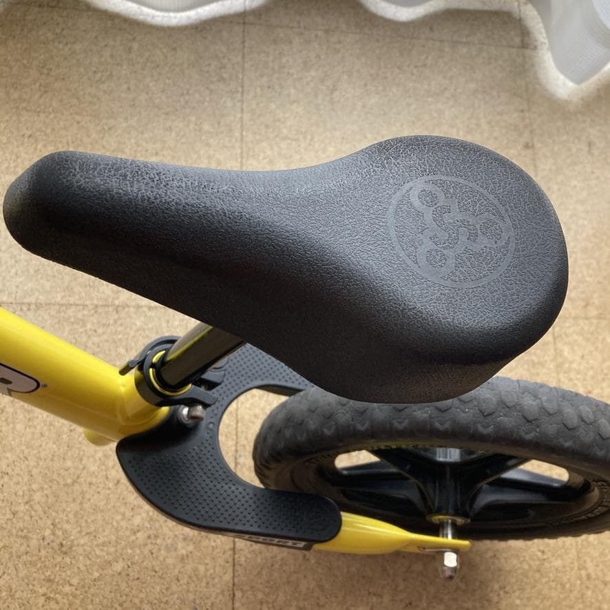 STRIDER sport スポーツ 12インチ 黄色 ストライダー