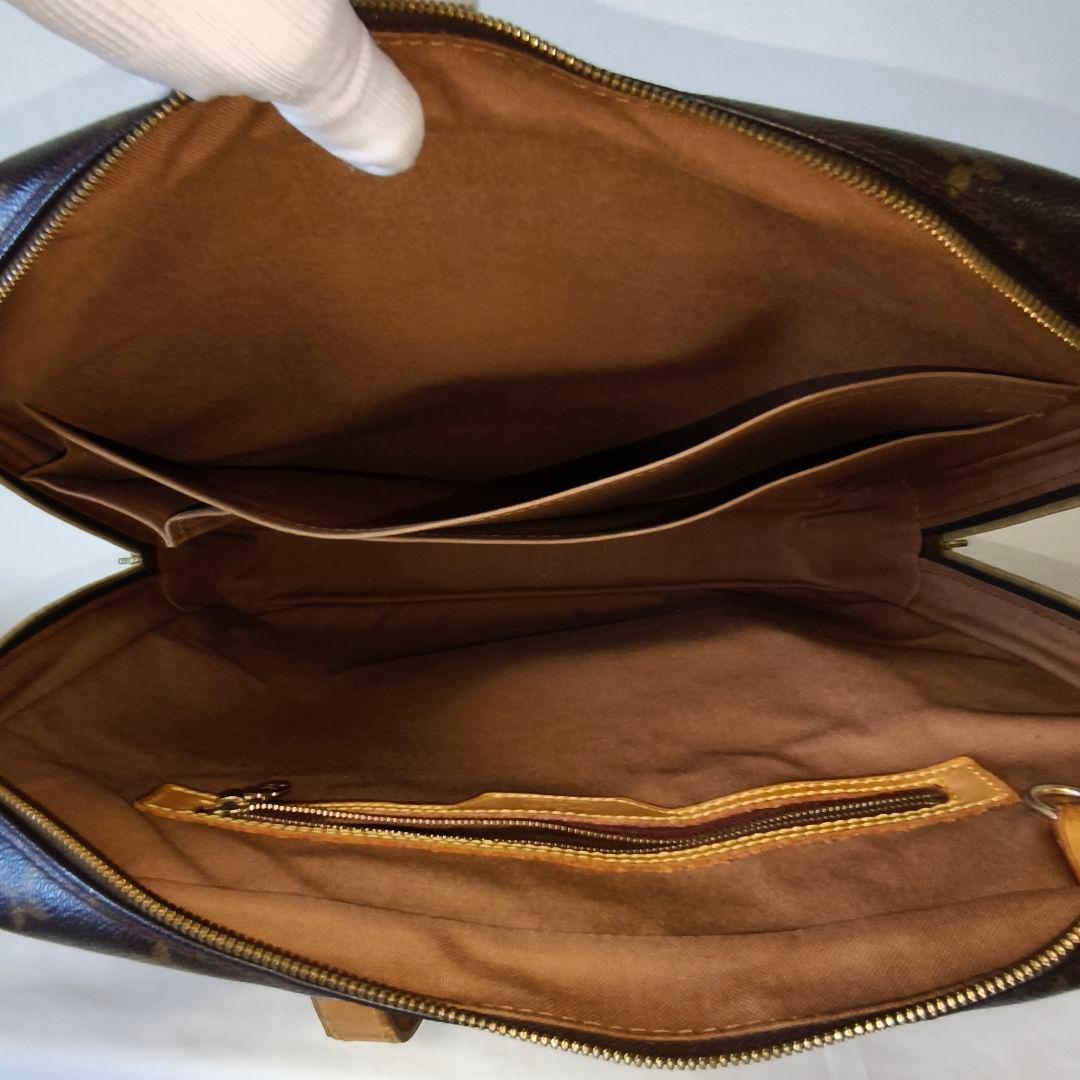 LOUIS VUITTONルイヴィトン モノグラム ポルトドキュマン ビジネス