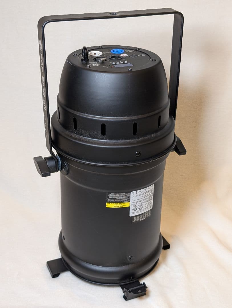 ①American DJ PAR Z100 3K スポットライト