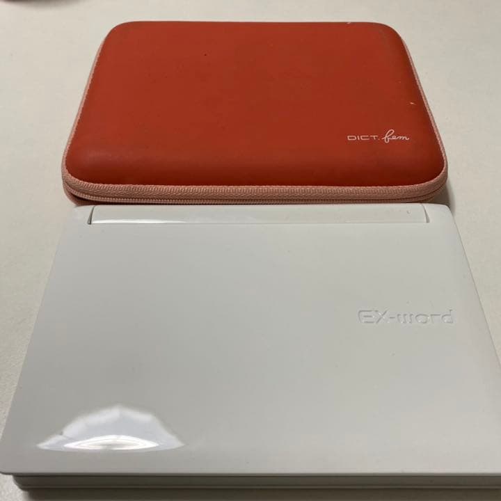 【お値下げ】電子辞書 EX-B7600 韓国語　ケース付き