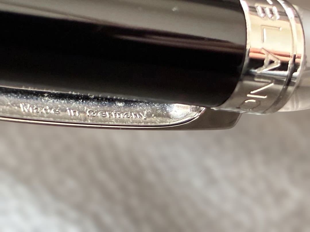 ◾️美品◾️モンブランスターウォーカーボールペン◾️ミッドナイトブラック◾️新品リフィル