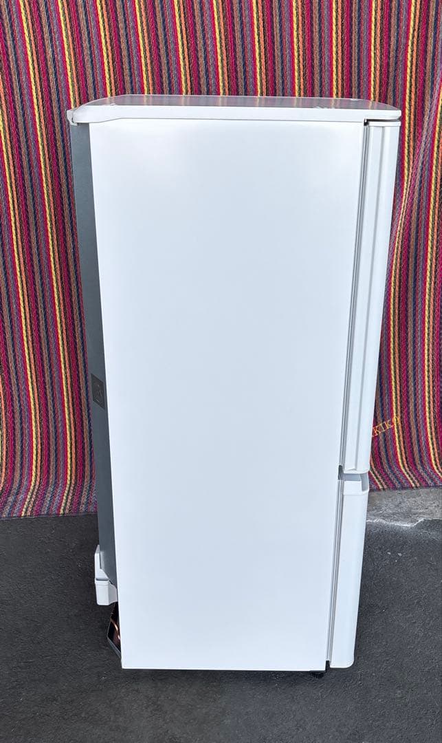 三菱 中古冷凍冷蔵庫146L2024年製 形名MR-P15J-W形