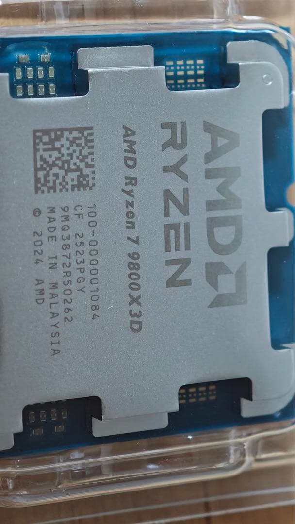 【新品】AMD Ryzen 7 9800X3D CPU 未開封