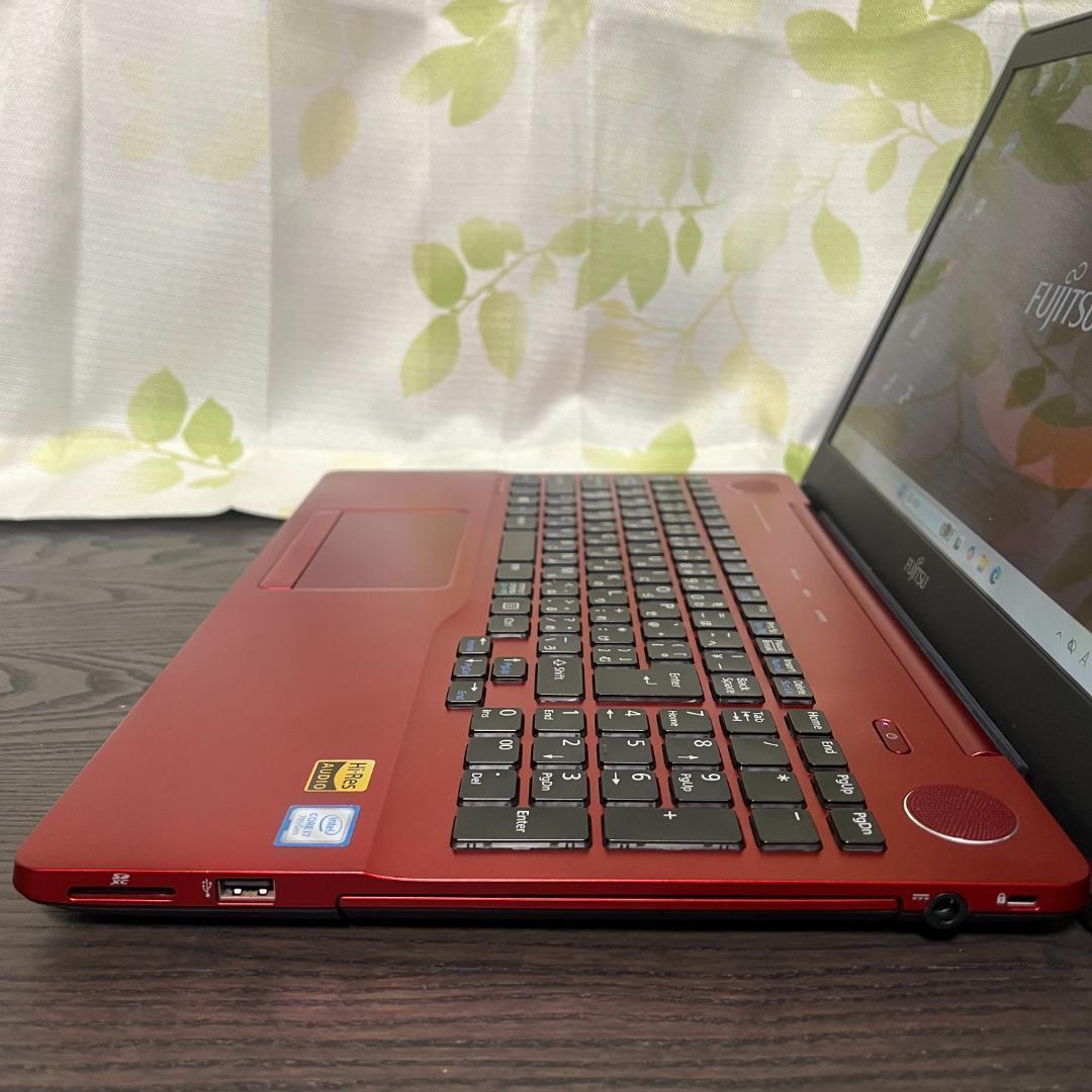 富士通 LIFEBOOK✨新品SSD256GB☆メモリ8GB☆Core i7