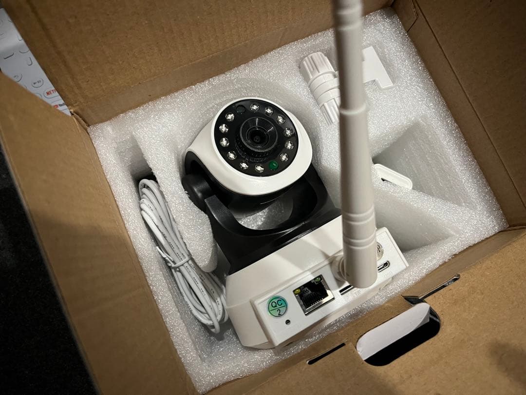 防犯カメラ 録画機 NVR PoEカメラ 有線 LANケーブル GENBOLT