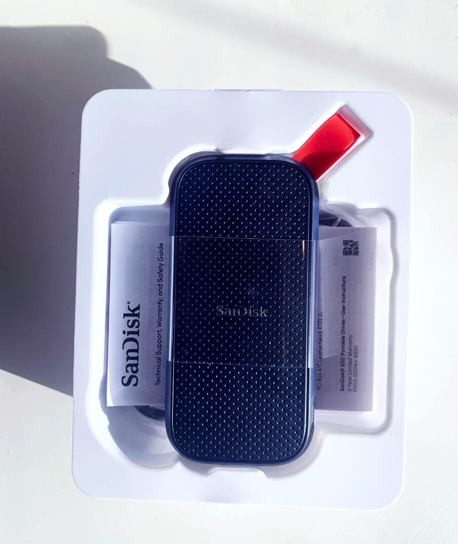 SanDisk 2TBポータブルSSD 外付けSSD