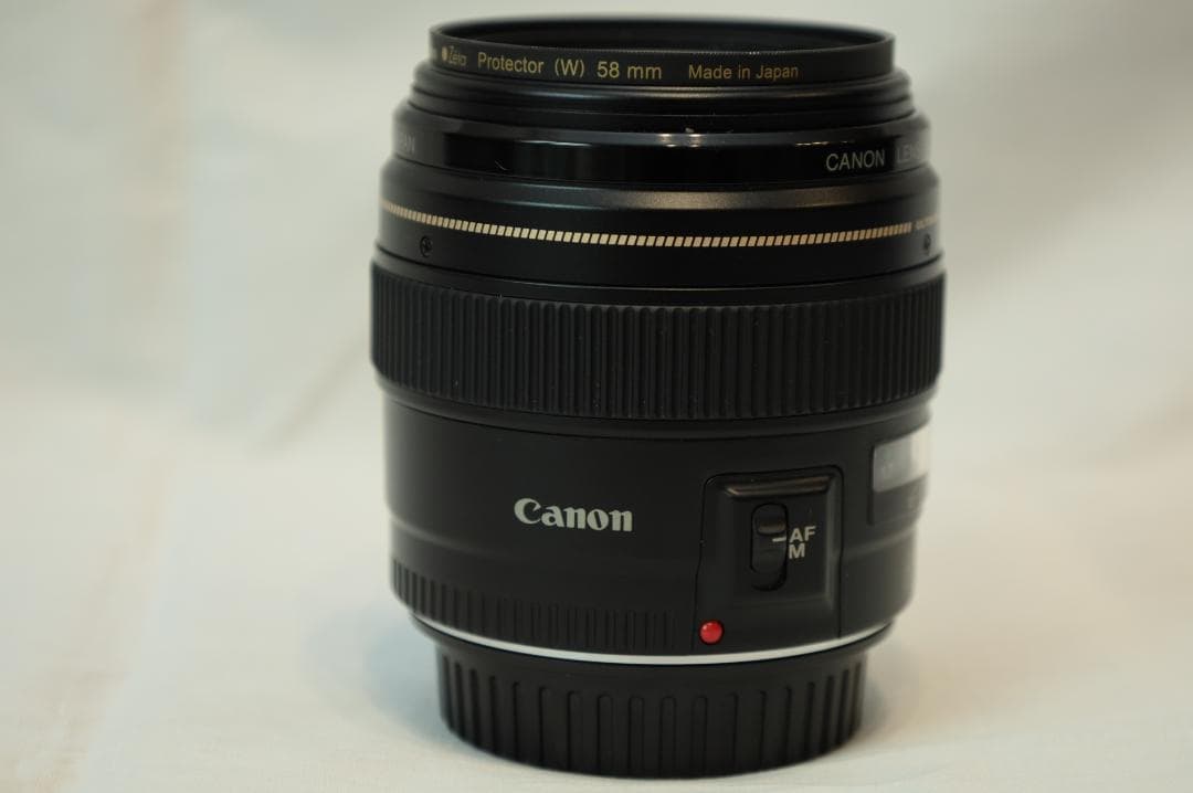 Canon EF 85mm f1.8 単焦点レンズ キヤノン ☆美品　付属品あり