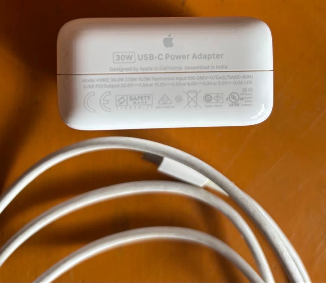 MacBook Air Retina 13インチ　2020 2TB