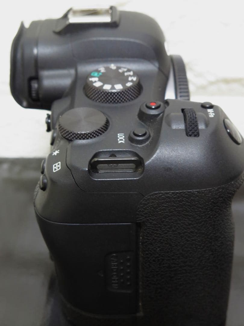 Canon EOS R6 ボディ　55000以下ショット