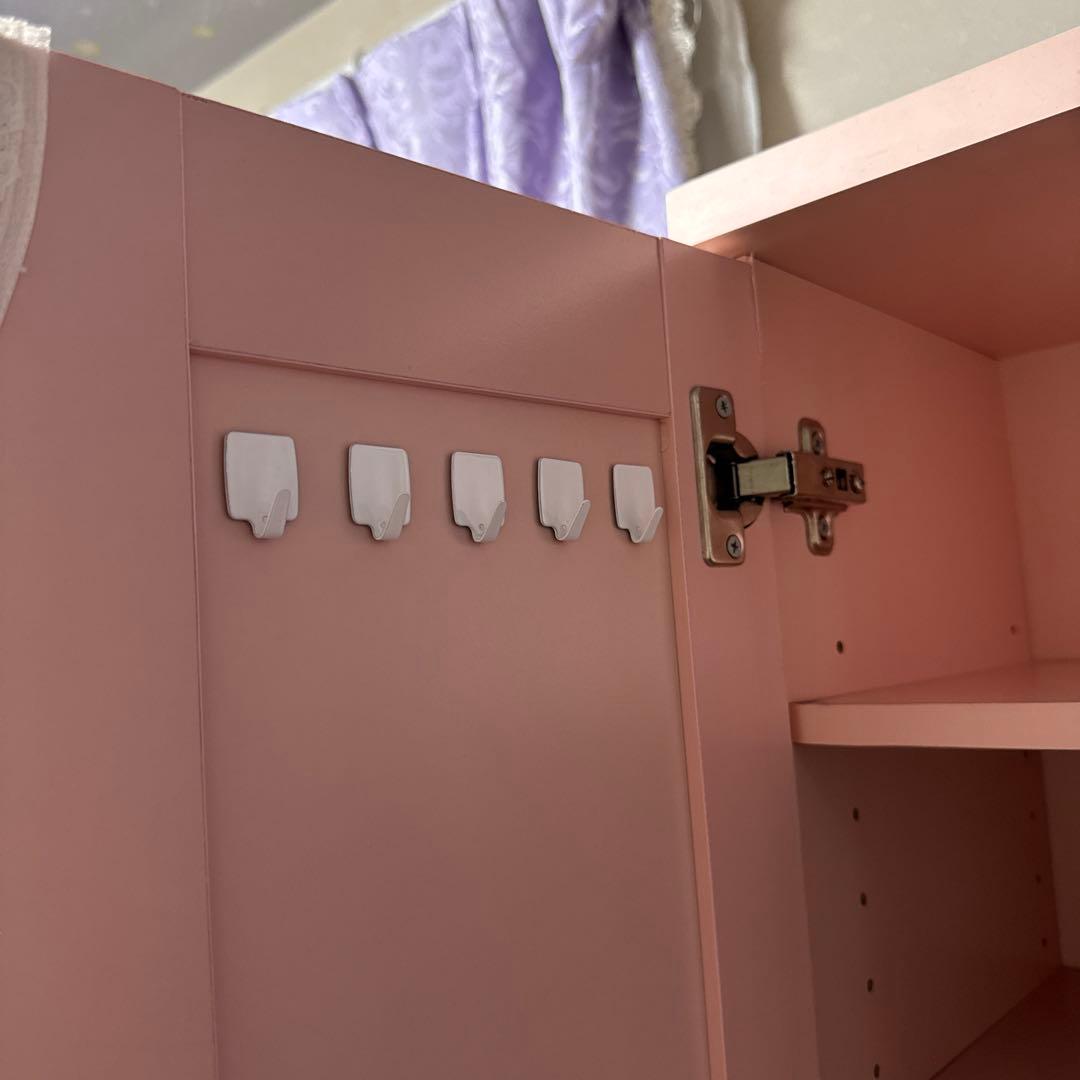 ハローキティ キティちゃん　レース付き　ミラー付きピンク棚