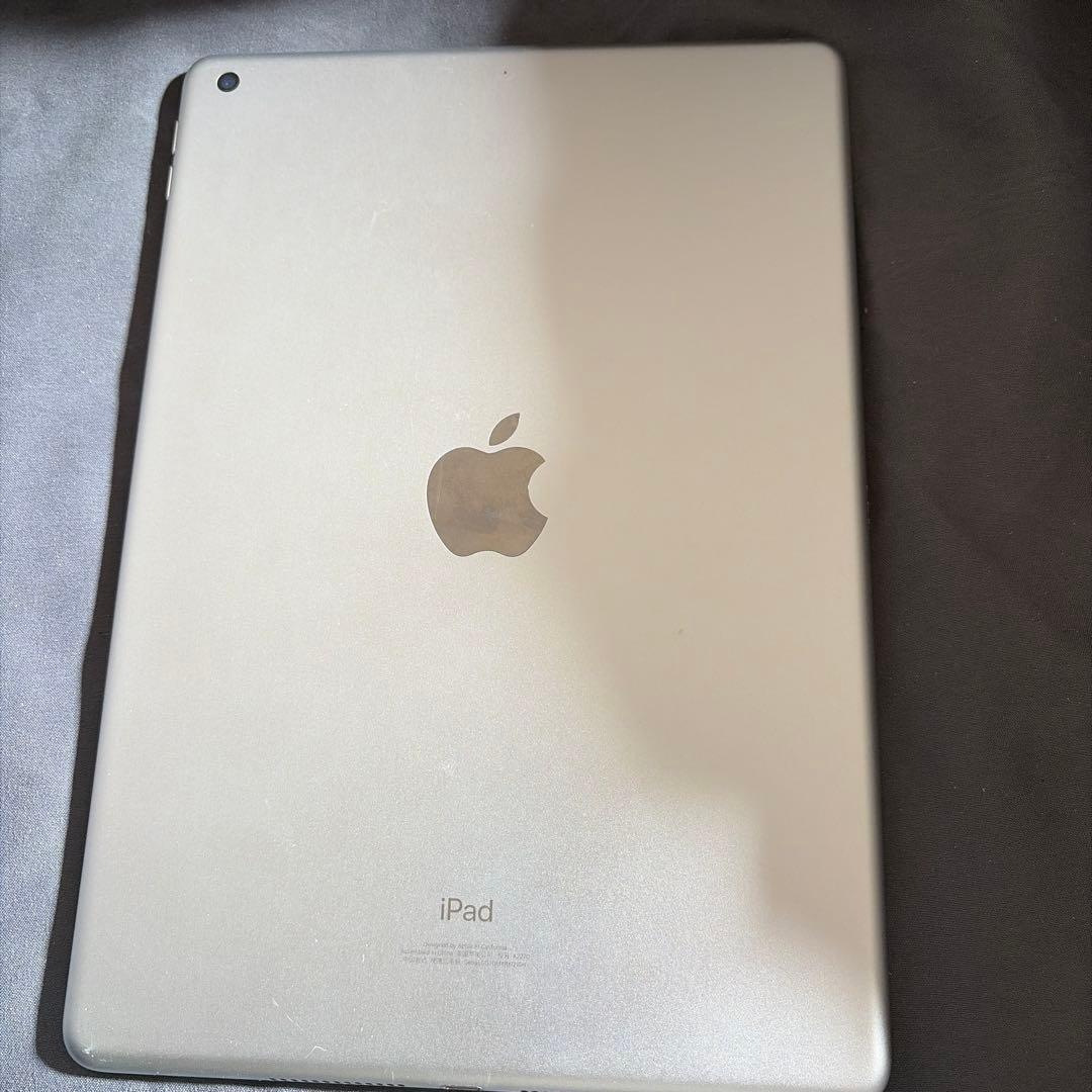 iPad本体 iPad 8
