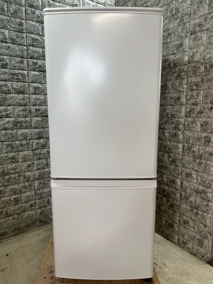 大阪送料無料★3か月保障付き★冷蔵庫★2021年★MR-P15F-W★R-865