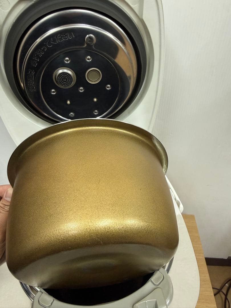 Panasonic 可変圧力IHジャー炊飯器 SR-PB109