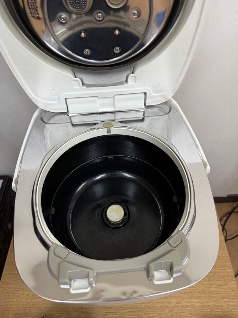 Panasonic 可変圧力IHジャー炊飯器 SR-PB109