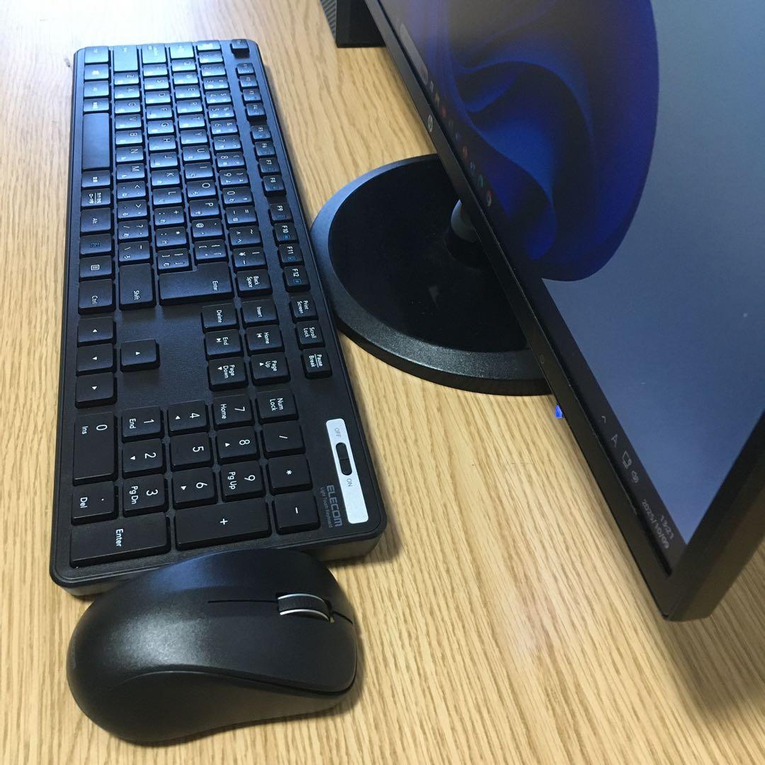 Lenovo Win11 Office 快速i3 8Gメモリ SSD 23.8'