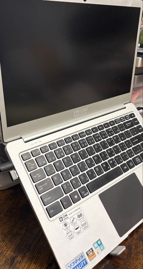 GM GLM-14-3160-240 ノートPC