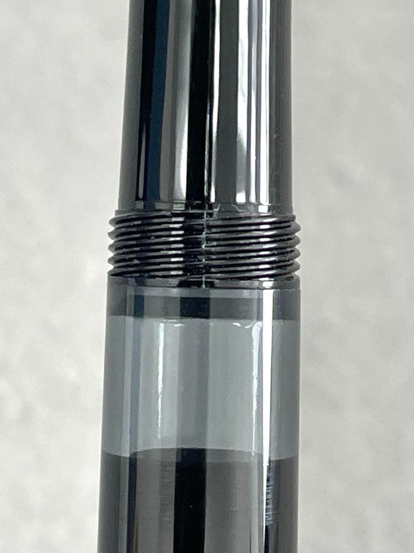 【未使用】 Pelikan ペリカン 万年筆 M200 ブラック　雛二羽