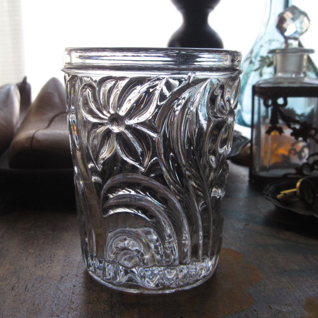 アンティークサンルイ　1900年頃「Moderne」