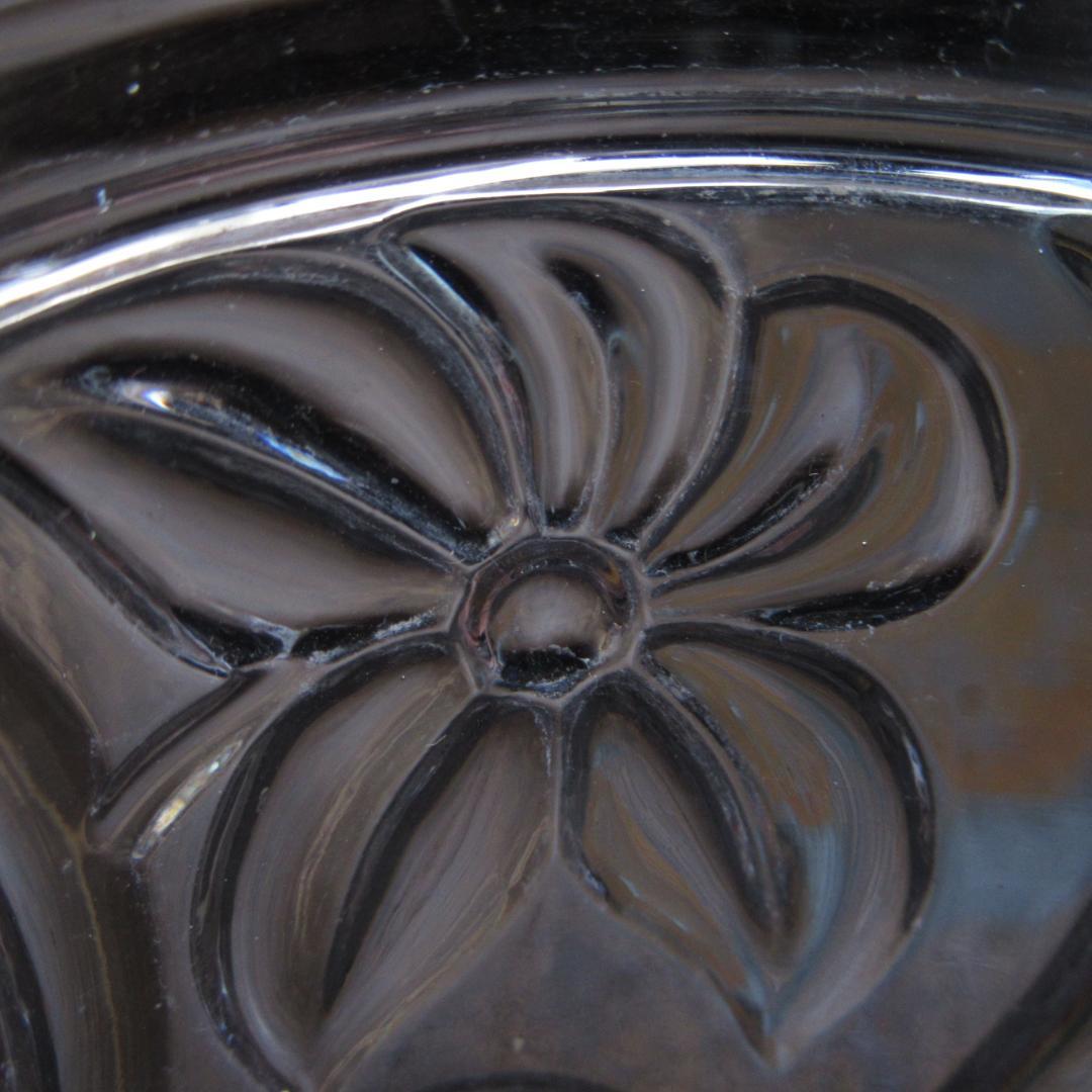 アンティークサンルイ　1900年頃「Moderne」