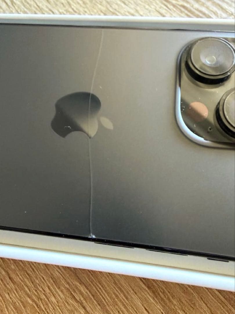 Apple iPhone 14 Pro スペースブラック512GB 背面割れ