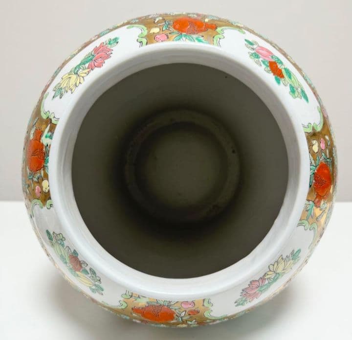 蓋付 飾り壺 宮廷人物図 花鳥図 陶器