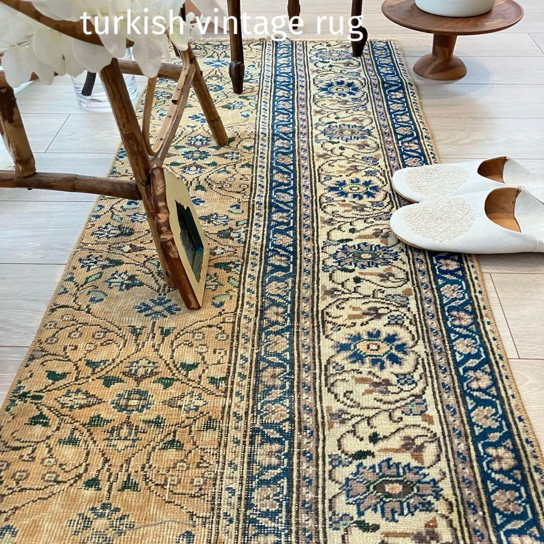 密織　繊細　デニムネイビー　淡いイエロークリームベージュ　トルコヴィンテージラグ