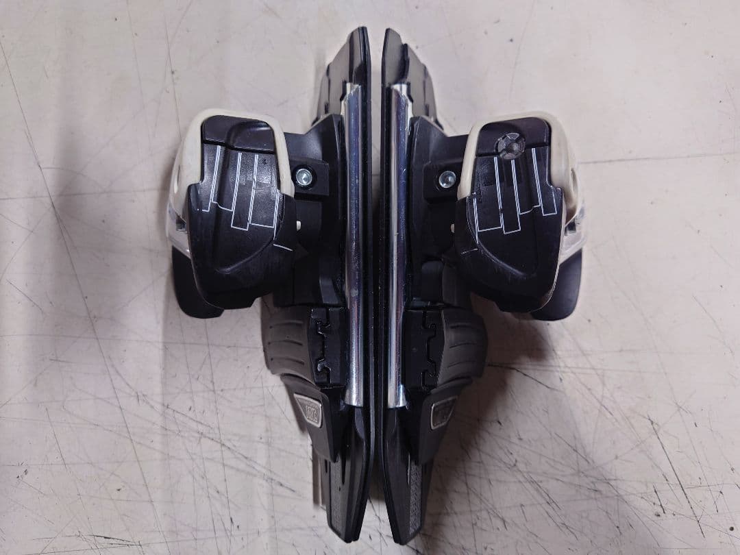 アトミック Atomic warden 13 demo スキー ビンディング