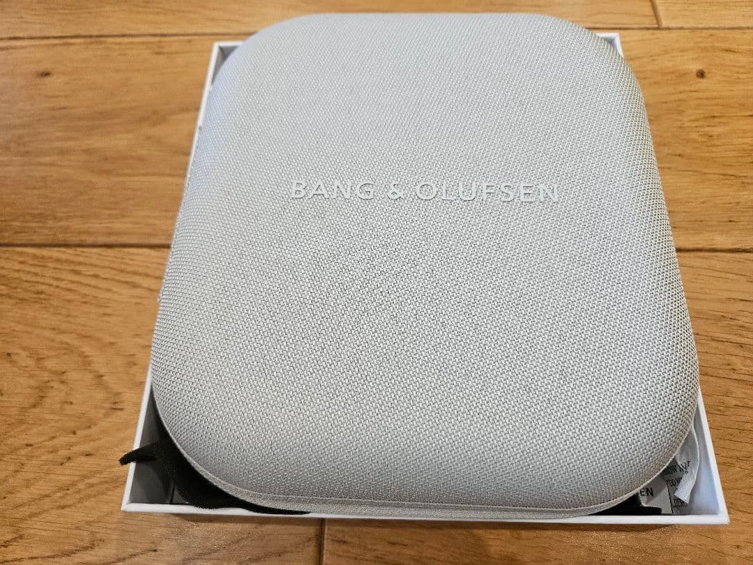 Bang & Olufsen Beoplay HX ワイヤレスヘッドフォン