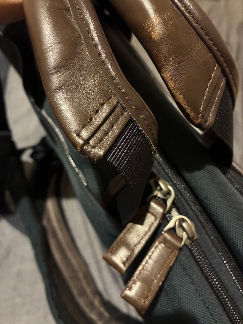 美品　ace ビジネス用ネイビーバックパック