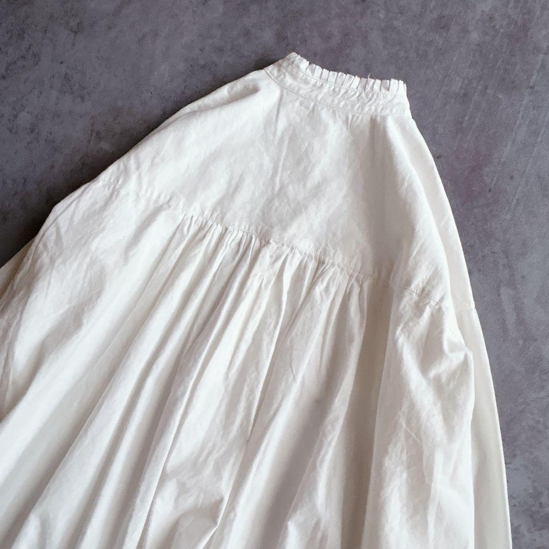 新品 tumugu ⿻ 50z コットンリネン スラブデニムロングシャツ フリル