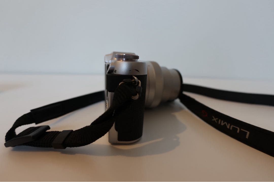 Panasonic LUMIX DMC-GF7 ミラーレス一眼カメラ　ブラック