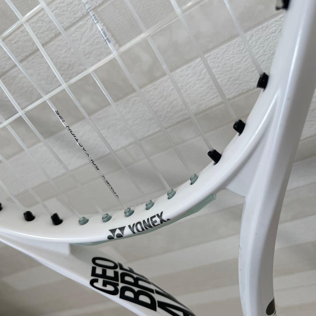 ヨネックス　ジオブレイク70s マットホワイト　ラケットケースあり