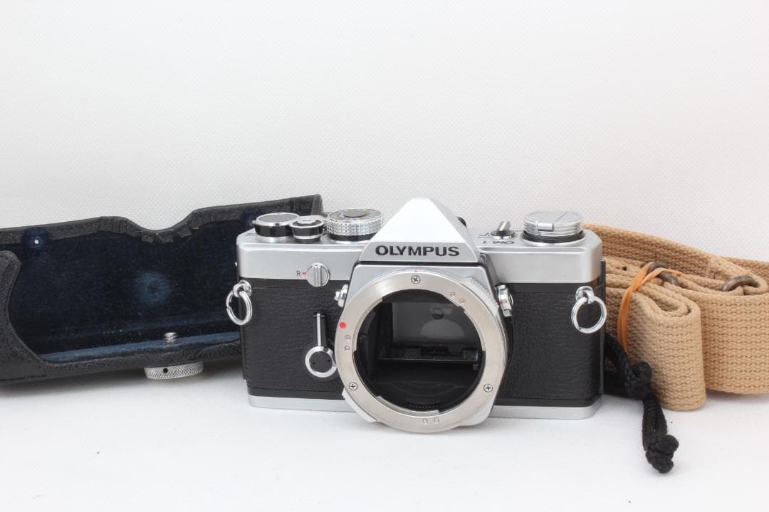 【良品】オリンパス Olympus OM-1 シルバー ボディ