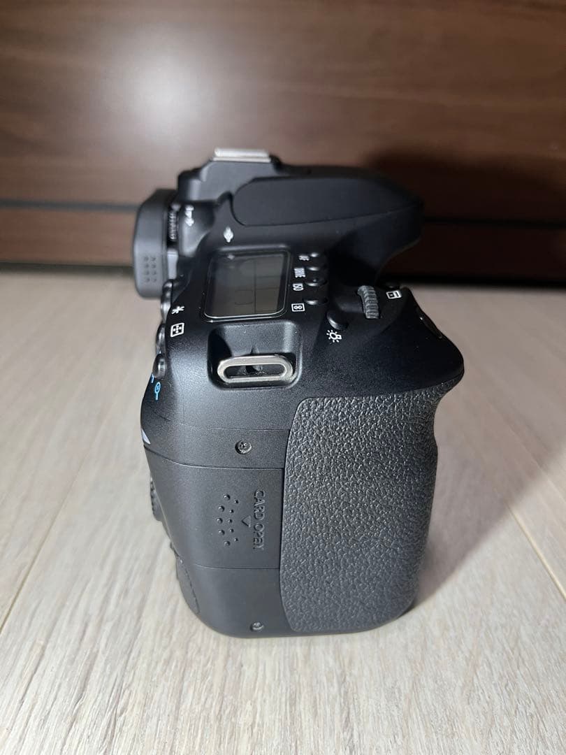 Canon EOS 80D + 2レンズセット+おまけ付き