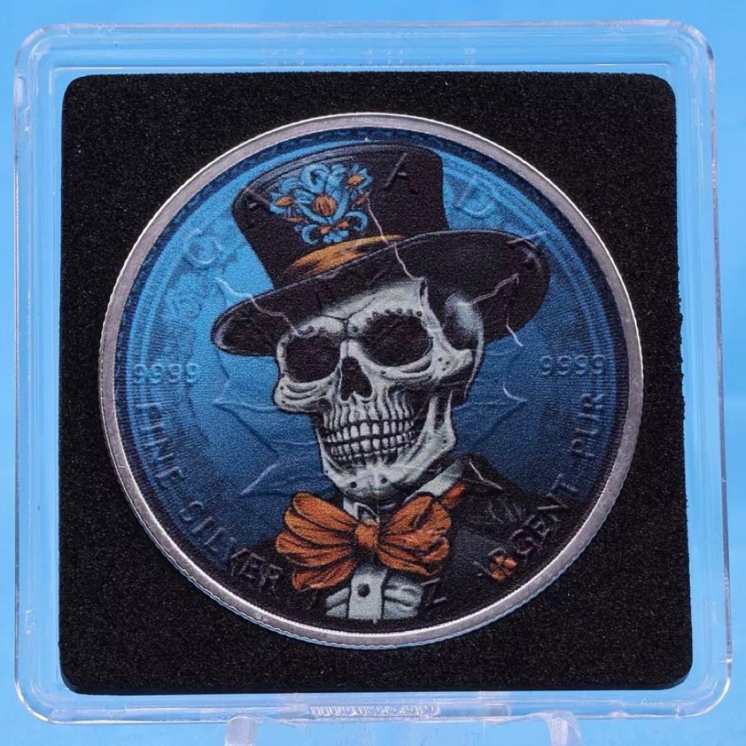 世界200枚 メイプルリーフ 銀貨 カラー アンティーク仕上げ 男性スケルトン